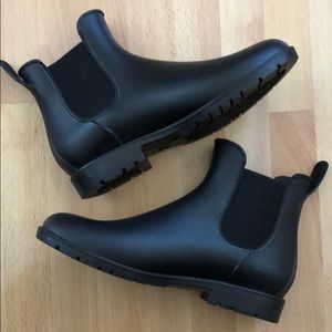 🖤CUTE BLACK CHELSEA RAIN BOOTS☔️ Sz 39/8.5